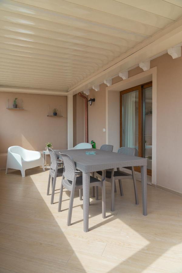 Waterfront Apartment Olbia Exterior photo