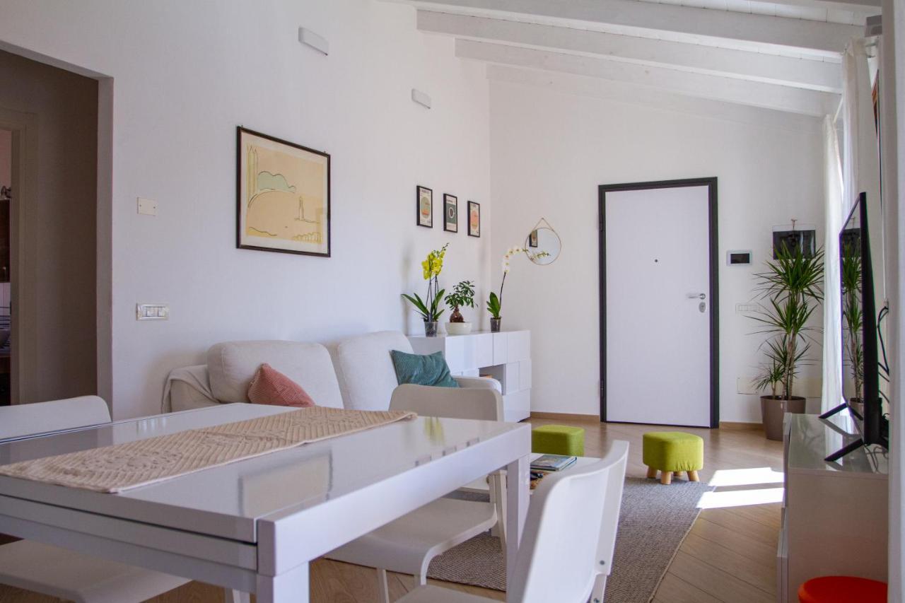 Waterfront Apartment Olbia Exterior photo