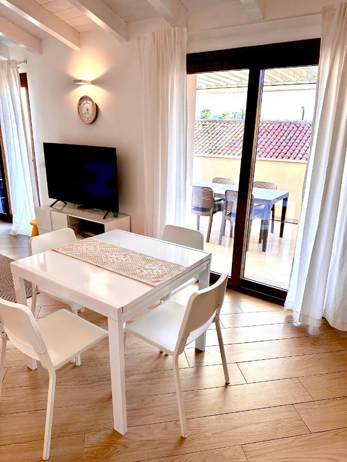 Waterfront Apartment Olbia Exterior photo